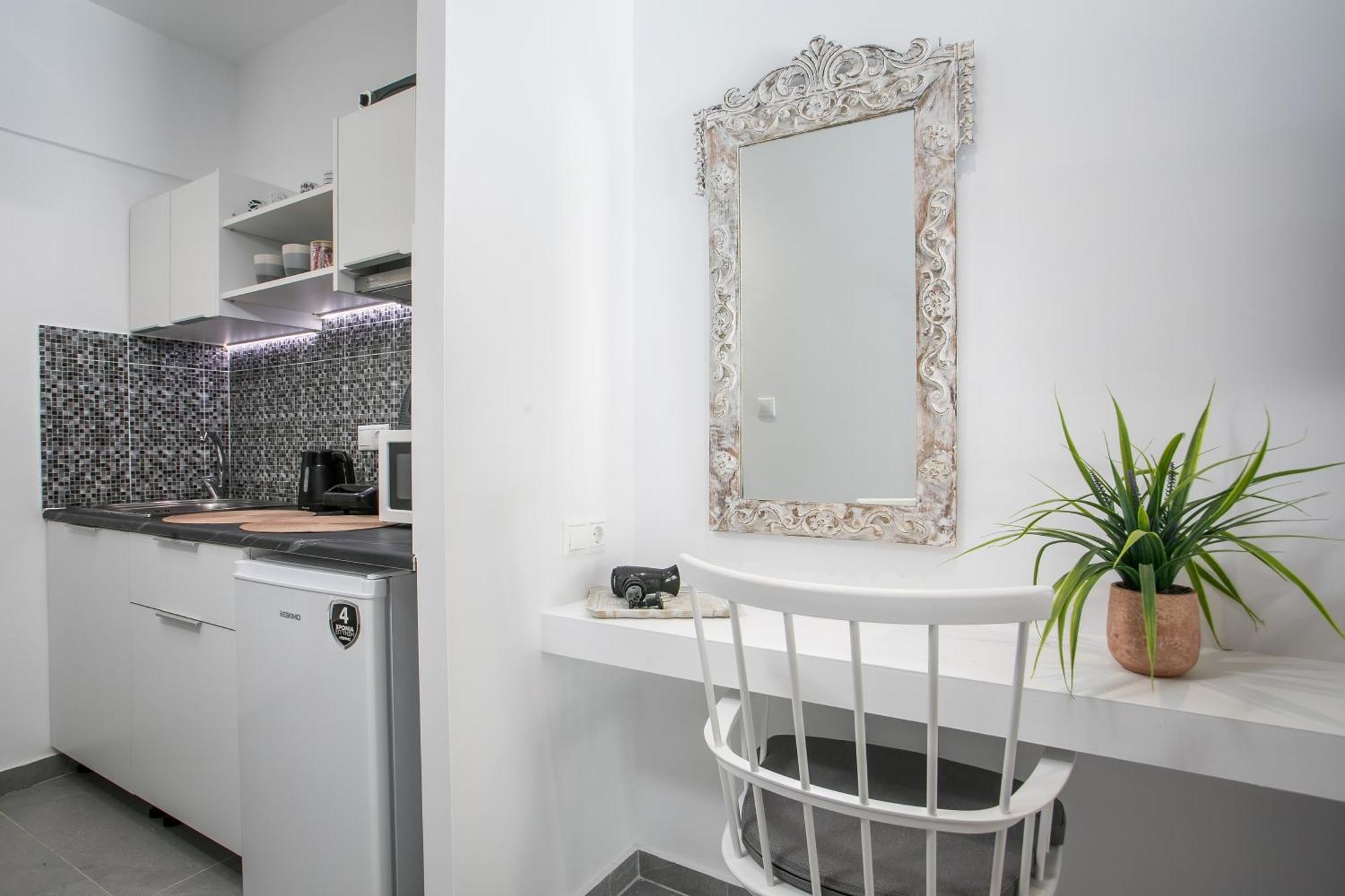 Calma Luxury Studios & Suites Фалираки Екстериор снимка